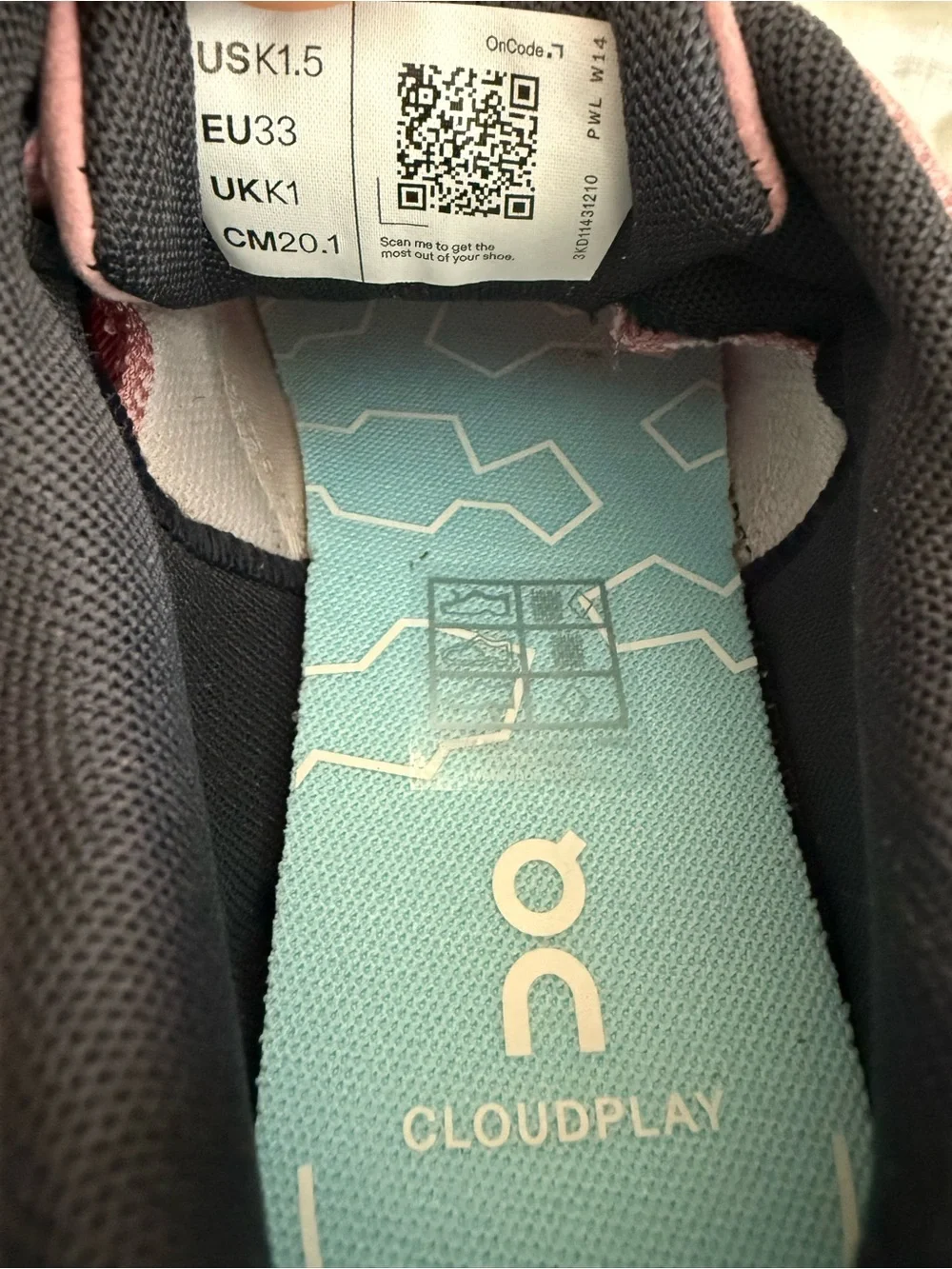 NIB On Kids' Preschool Cloud Play Shoes Size 1.5Y